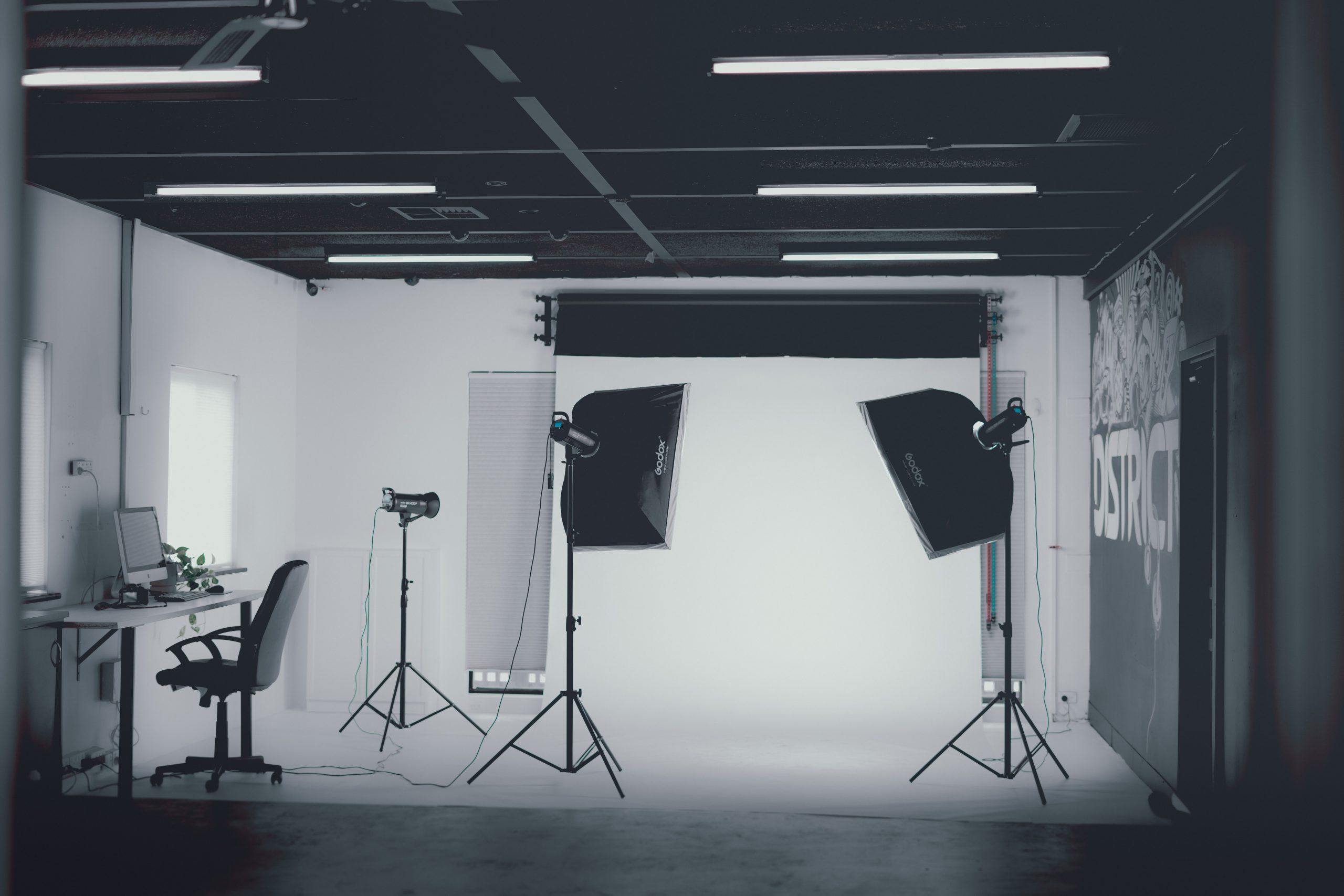 harry-cunningham-7L2h4zTYiNI-unsplash